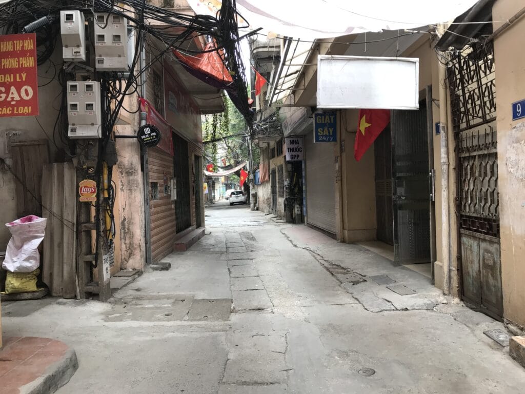2425E11E 1B8A 453D 81A8 55ADE585618E 1024x768 - HÀ NỘI SÁNG MỒNG MỘT TẾT